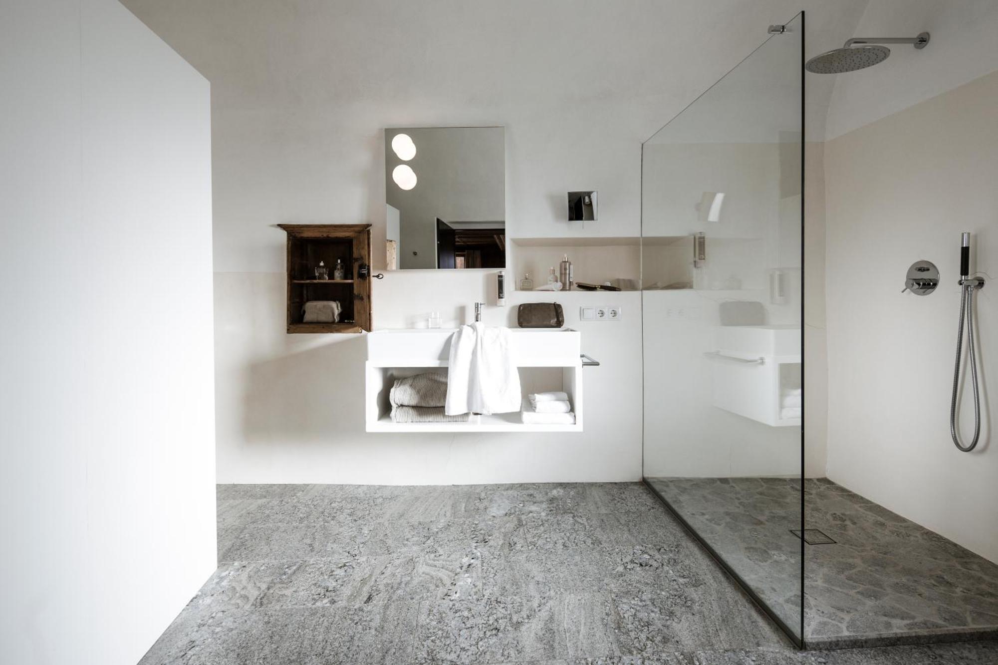 Hotel Weisses Kreuz Burgusio Quarto foto